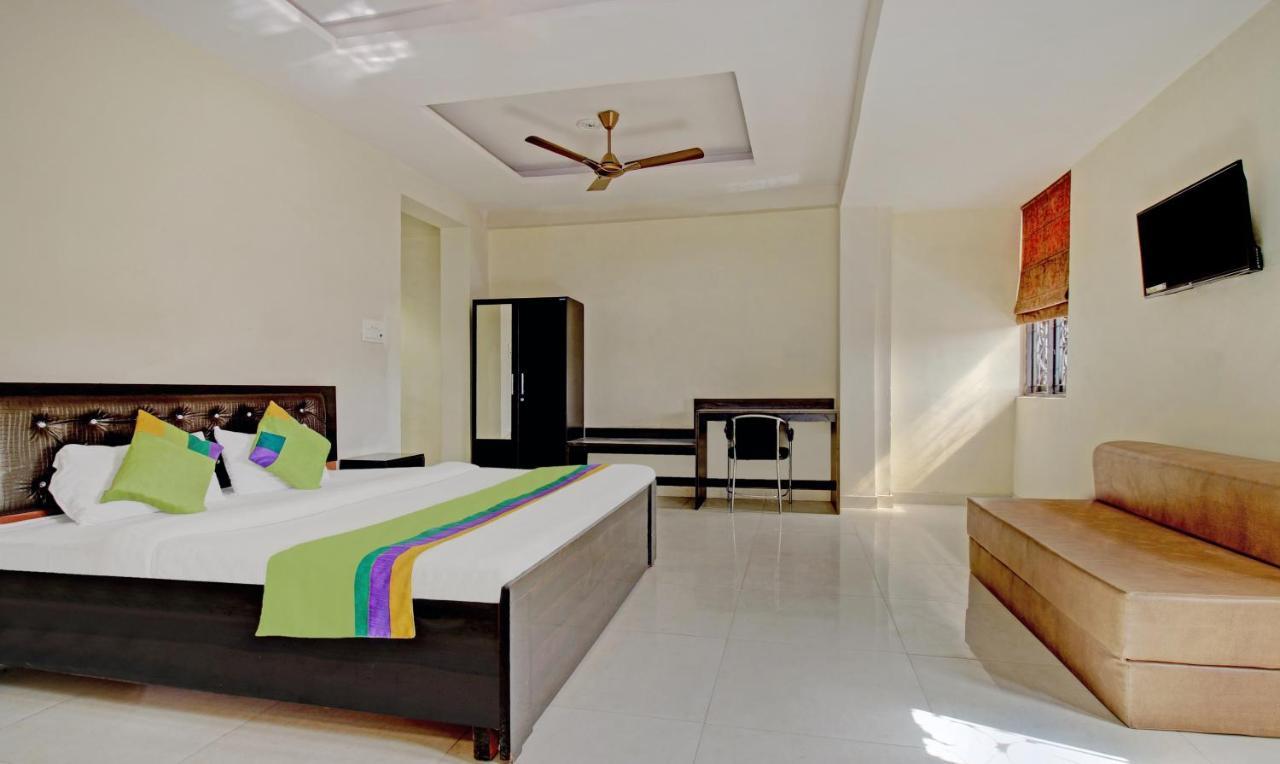 Treebo Trend Wedding Bells Kanpur Hotel Exterior foto